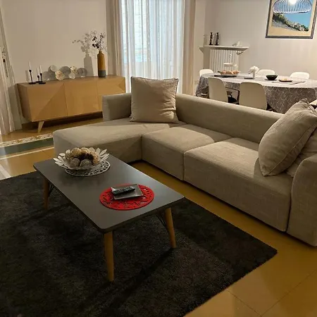 Luxury Manfredi Apartment