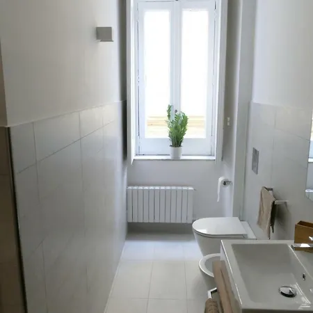 Luxury Manfredi Apartment Salerno